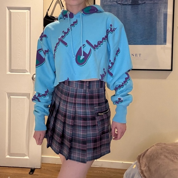 Cropped Champion Hoodie - Blue and Purple - Picture 2 of 5